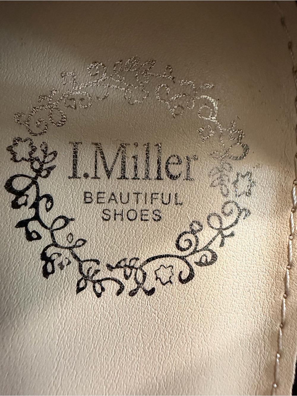 I. Miller Black Rhinestone Ankle Strap Block Heel Sandals Size 8.5M - Picture 9 of 10
